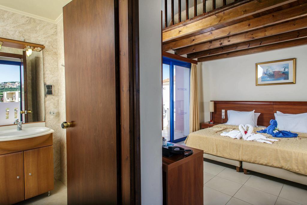 Adelais Hotel Tavronitis  Ngoại thất bức ảnh