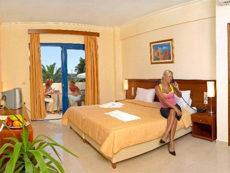 Adelais Hotel Tavronitis  Ngoại thất bức ảnh