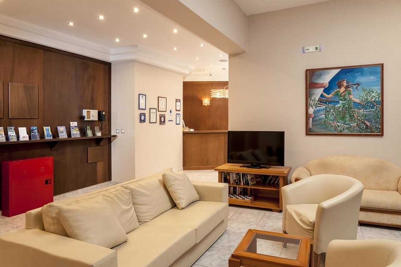 Adelais Hotel Tavronitis  Ngoại thất bức ảnh