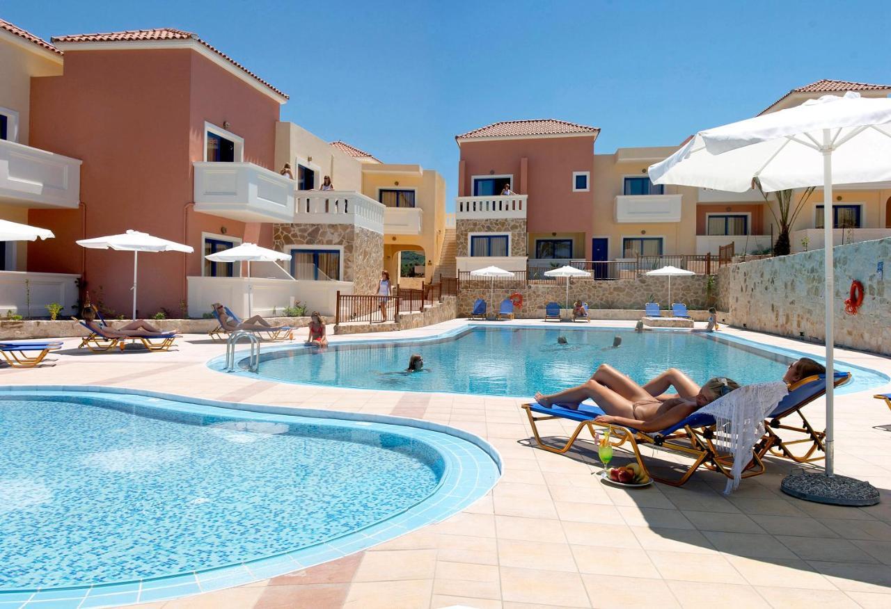 Adelais Hotel Tavronitis  Phòng bức ảnh
